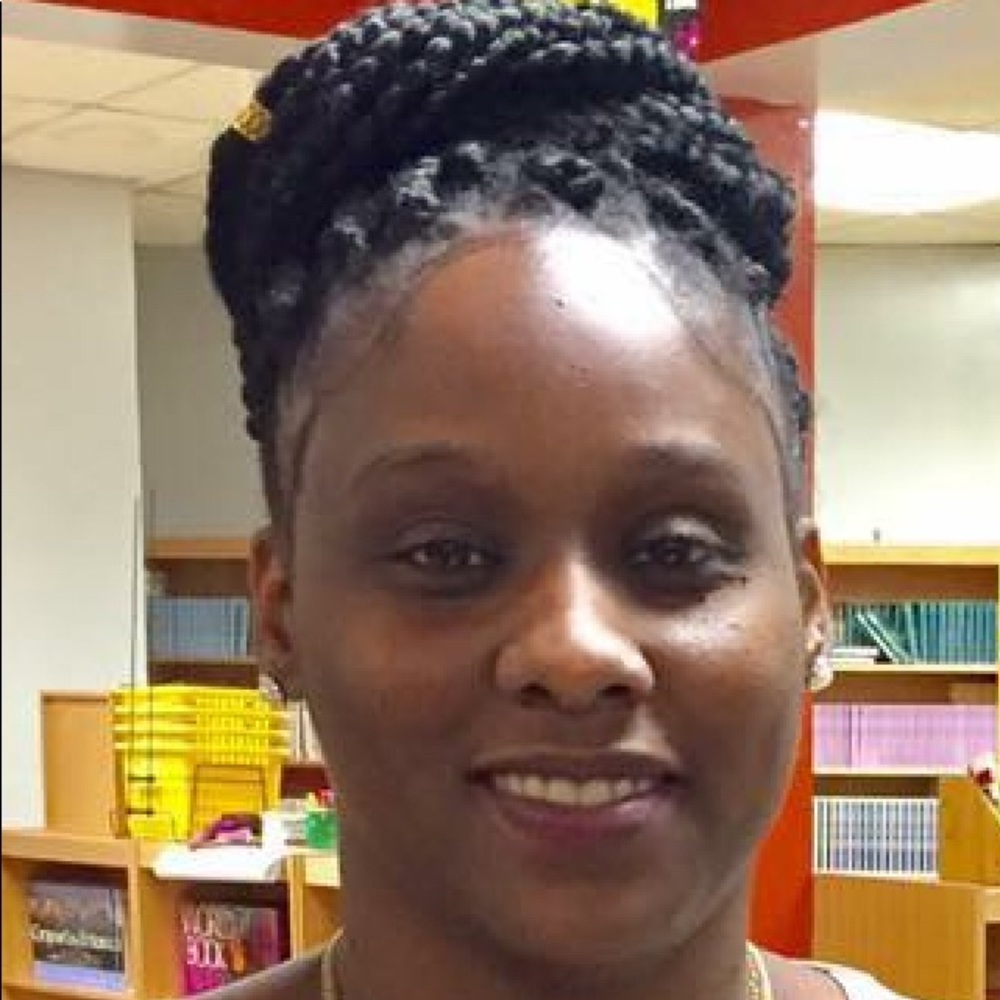 Meet your Posher, Denesha